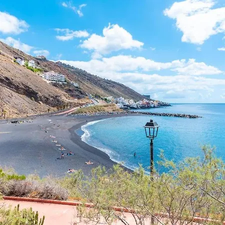 Holidays Sea View & Wiffi Radazul